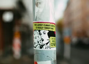 Digital Comics Meet Digital Currency