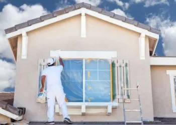 how should exterior shutters fit drhextreriorly